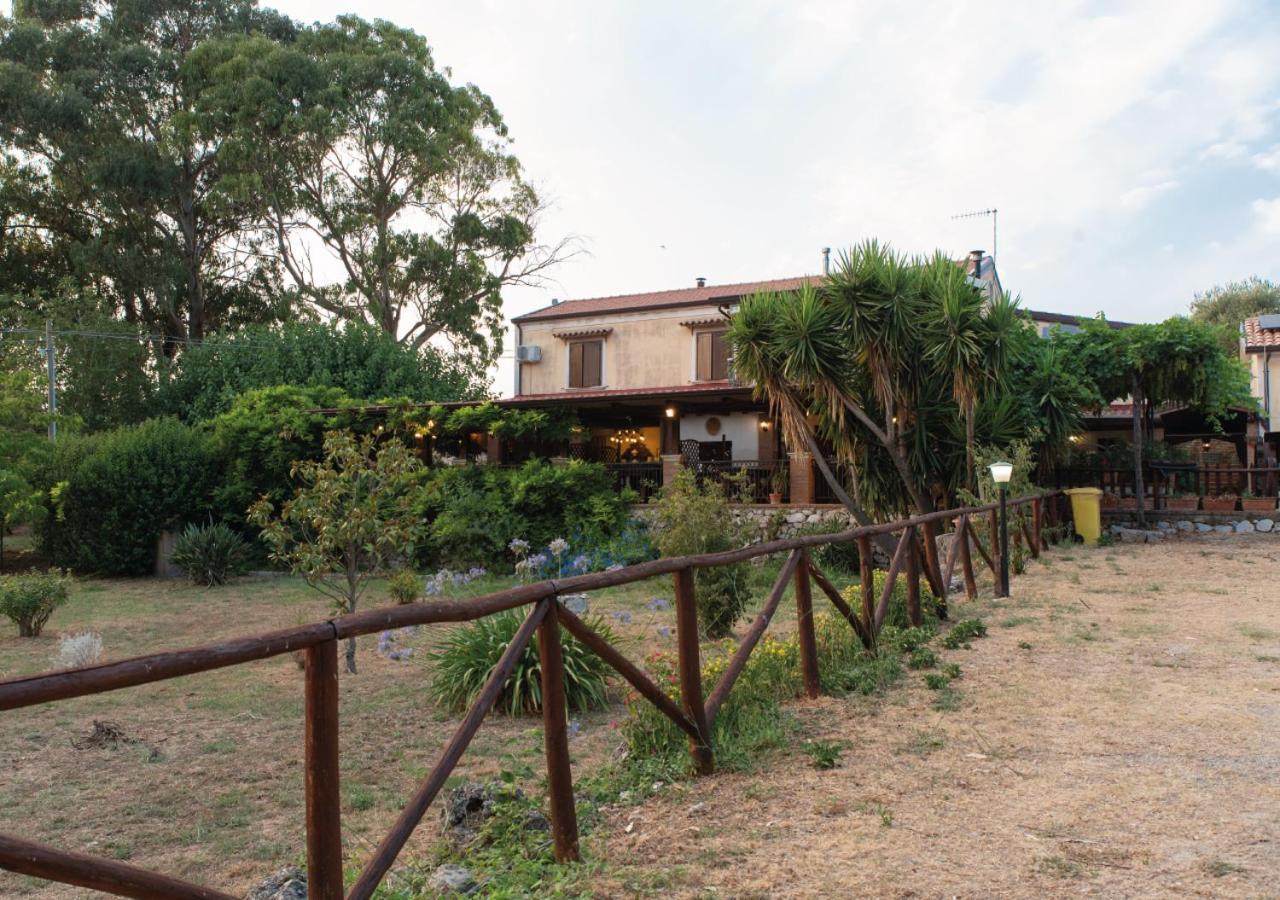 Il Sorgituro - Agriturismo Postiglione Dış mekan fotoğraf