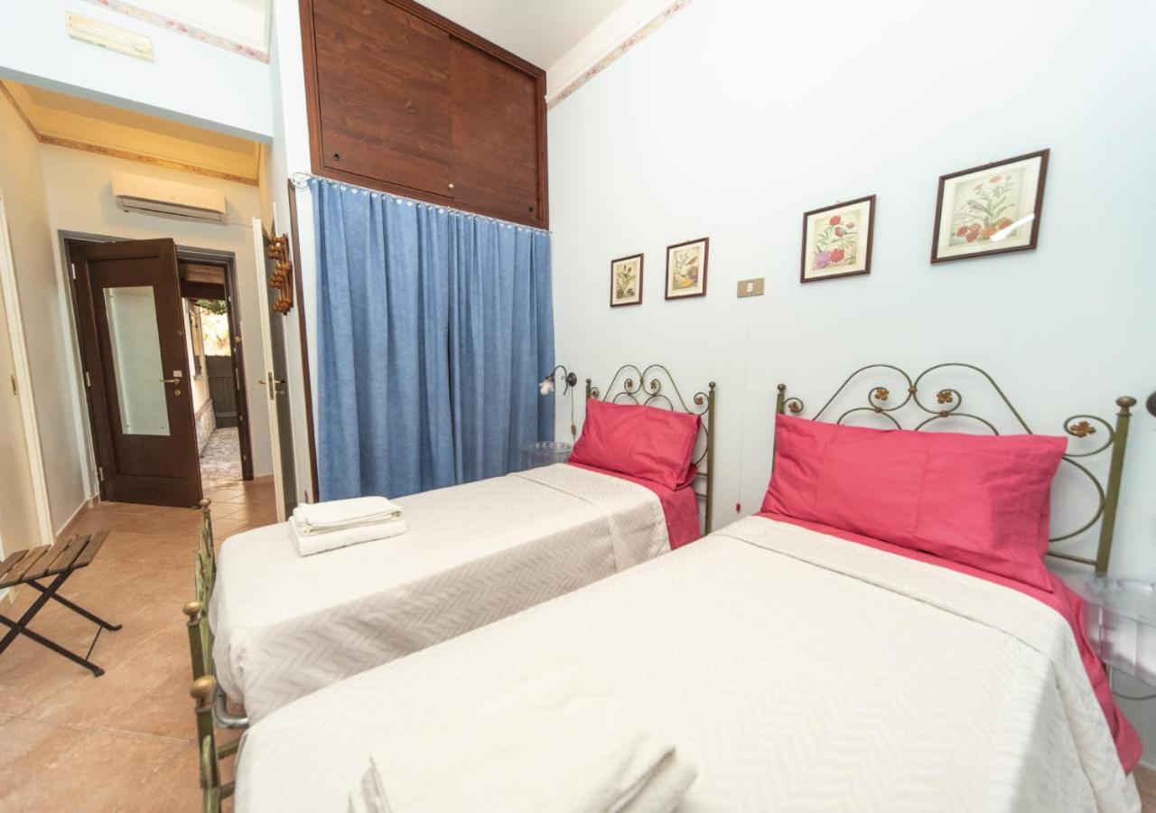 Il Sorgituro - Agriturismo Postiglione Dış mekan fotoğraf